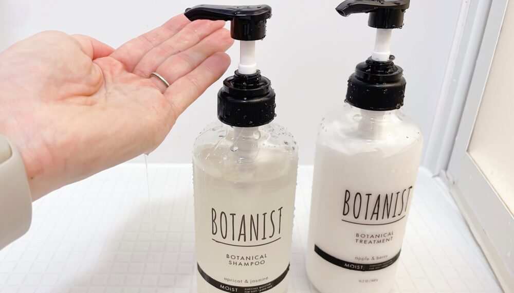 ボタニカル BOTANIST ボタニストシャンプー モイストの液体